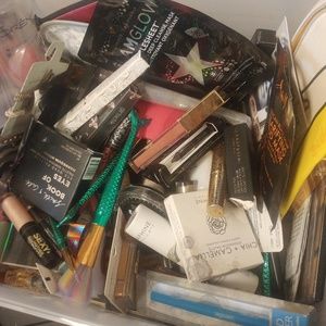 NEW ❤5-8 pc makeup mystery lot 💄